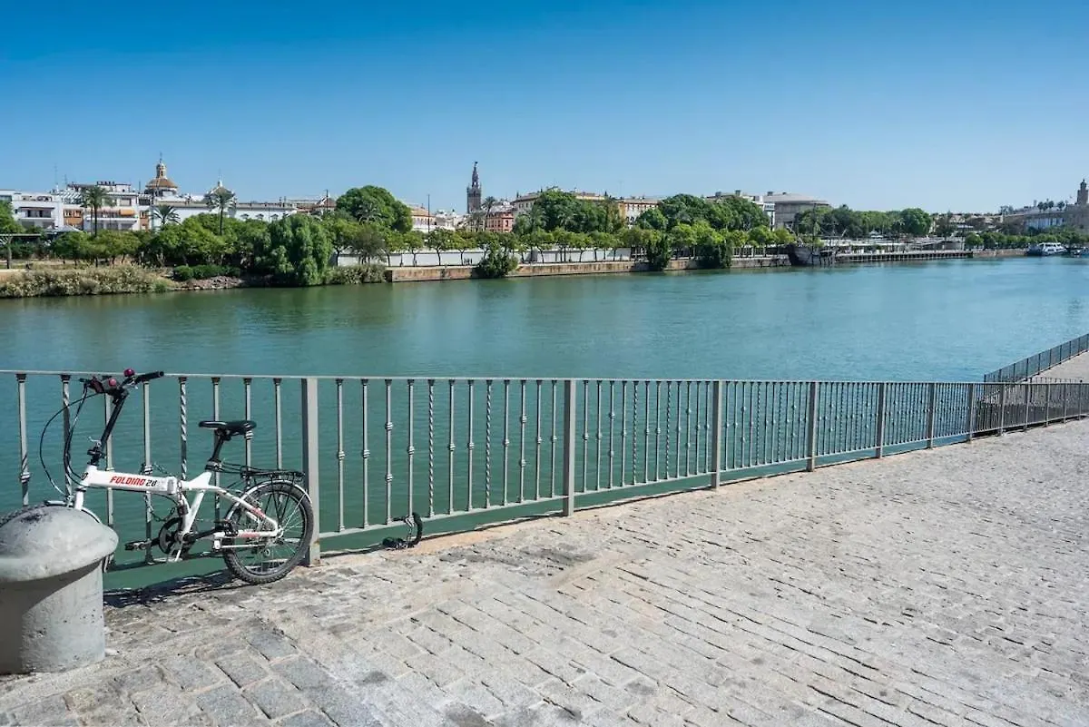 Alohamundi Allure Apartments Seville